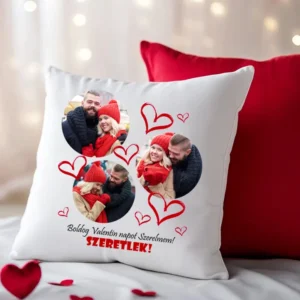 fényképes párna Valentin-napra szerelmes fotókollázzsal