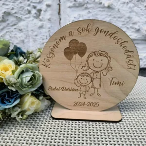 Pedagógus ajándék – Egyedi gravírozott fa emléktábla